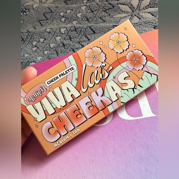 🌸ALAMAR COSMETICS🌸 - Picture 2 of 5